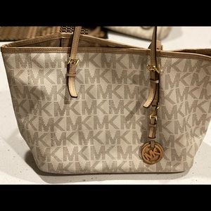 Michael kors bag